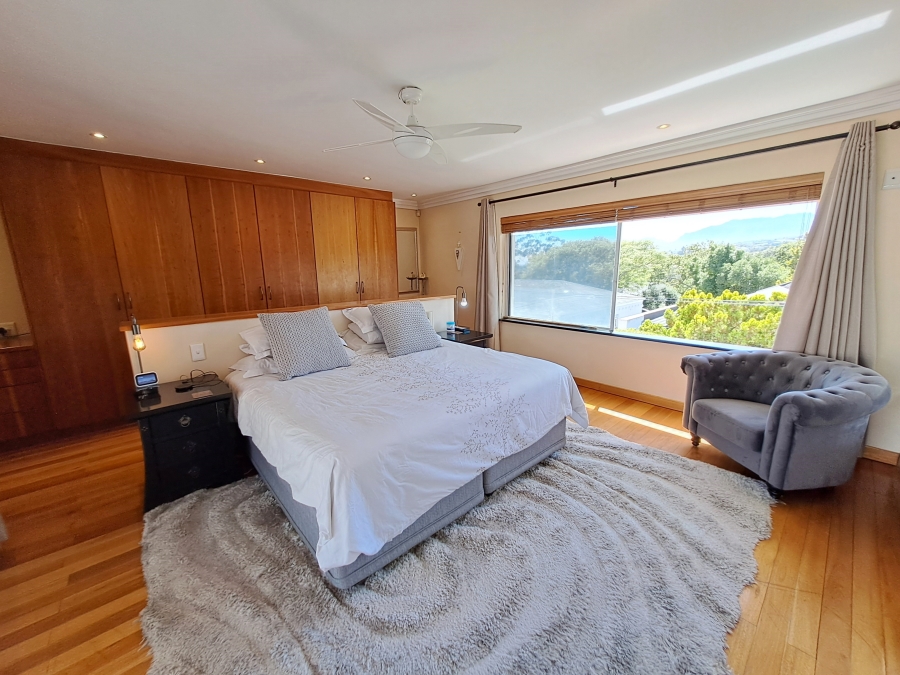 4 Bedroom Property for Sale in Steynsrust Western Cape